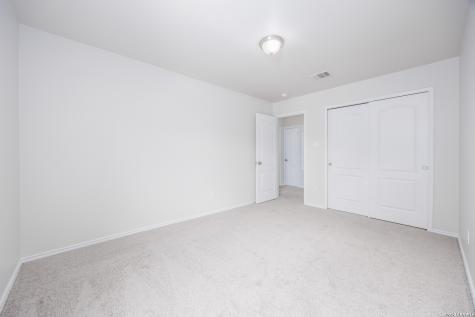 527 Bridle Ridge San Antonio TX 78227