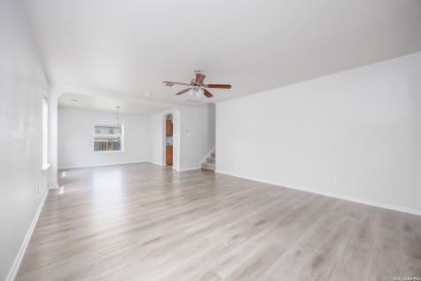 527 Bridle Ridge San Antonio TX 78227