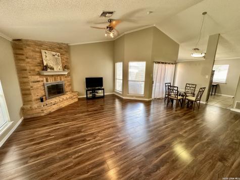 5742 Larkdale Drive San Antonio TX 78233