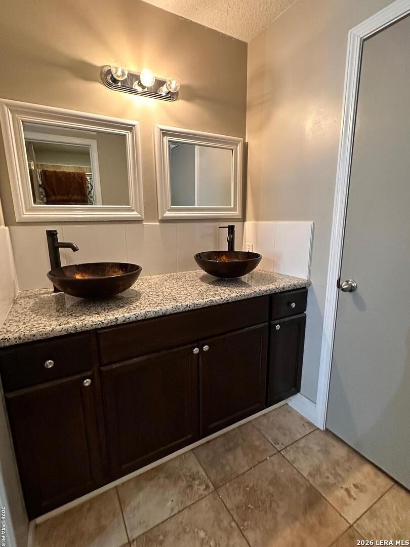 5742 Larkdale Drive San Antonio TX 78233