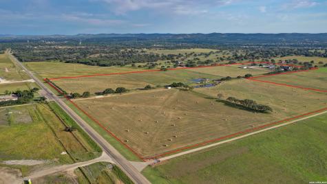 2021 Fm 3240 Bandera TX 78003