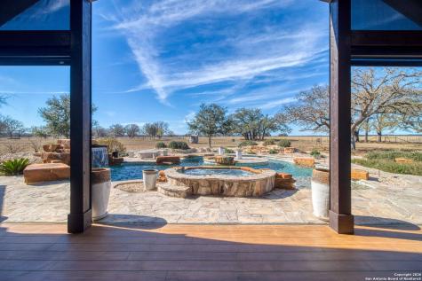 2021 Fm 3240 Bandera TX 78003