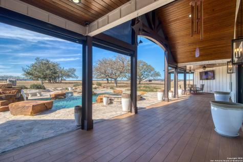 2021 Fm 3240 Bandera TX 78003