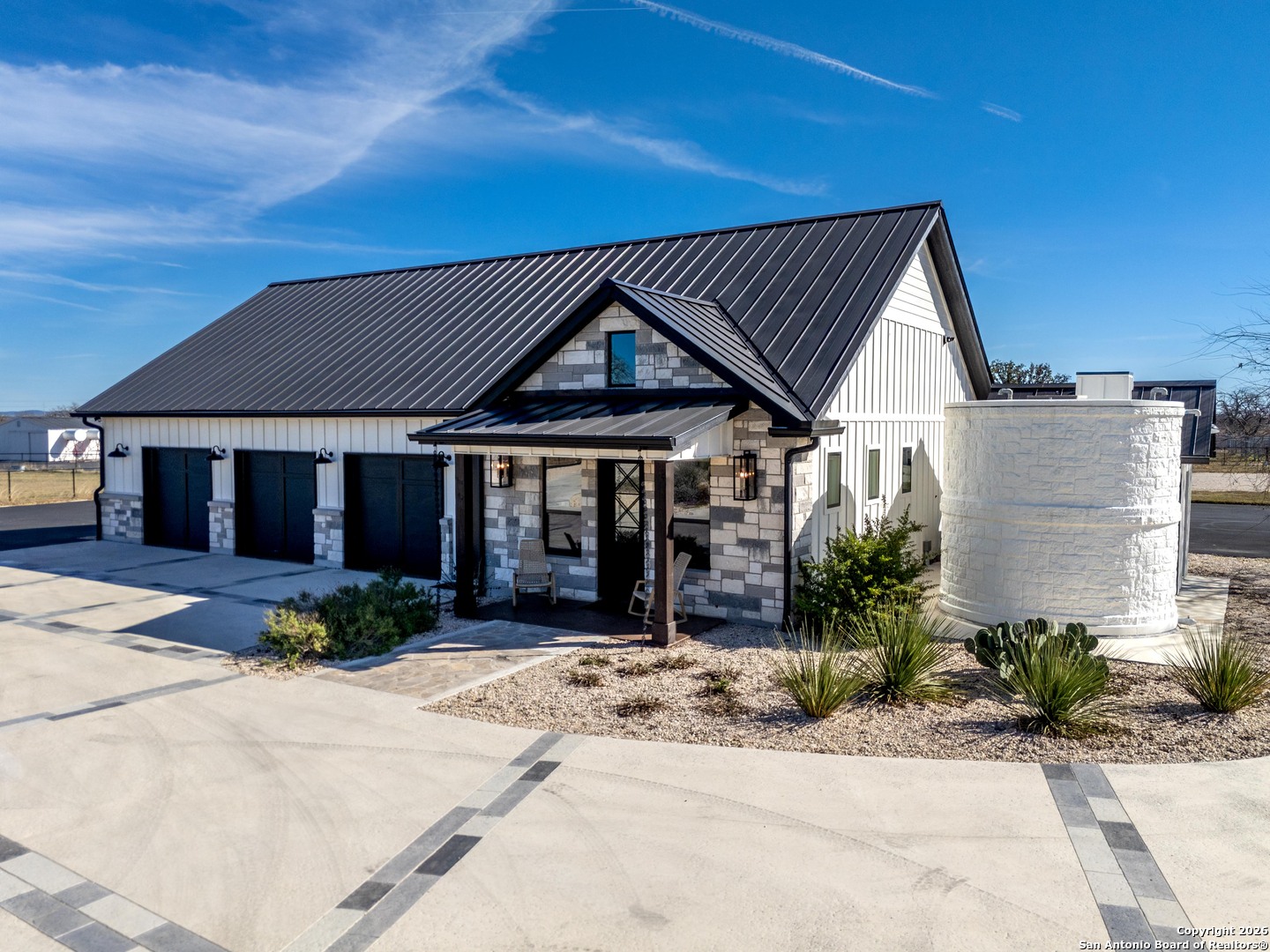2021 Fm 3240 Bandera TX 78003