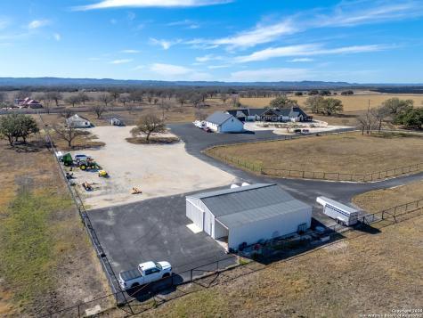 2021 Fm 3240 Bandera TX 78003