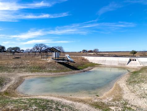 2021 Fm 3240 Bandera TX 78003