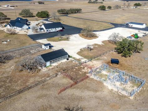 2021 Fm 3240 Bandera TX 78003