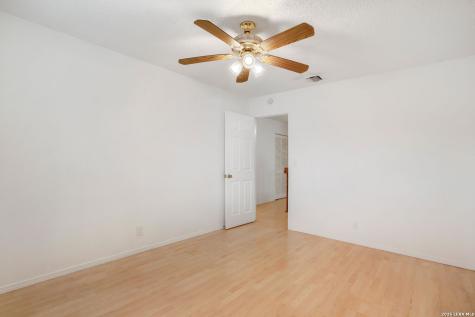 6419 Fishers Cove San Antonio TX 78239