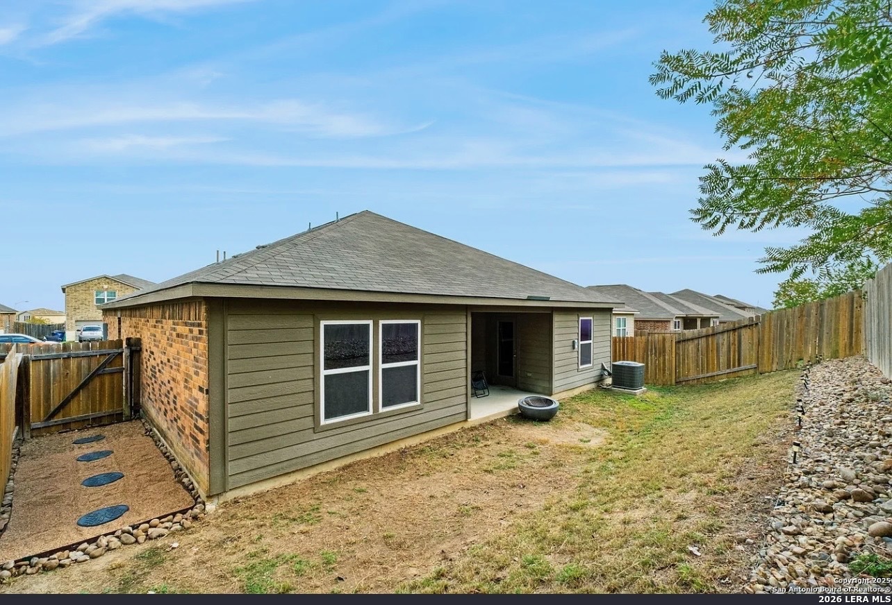 231 Azalea Way New Braunfels TX 78132