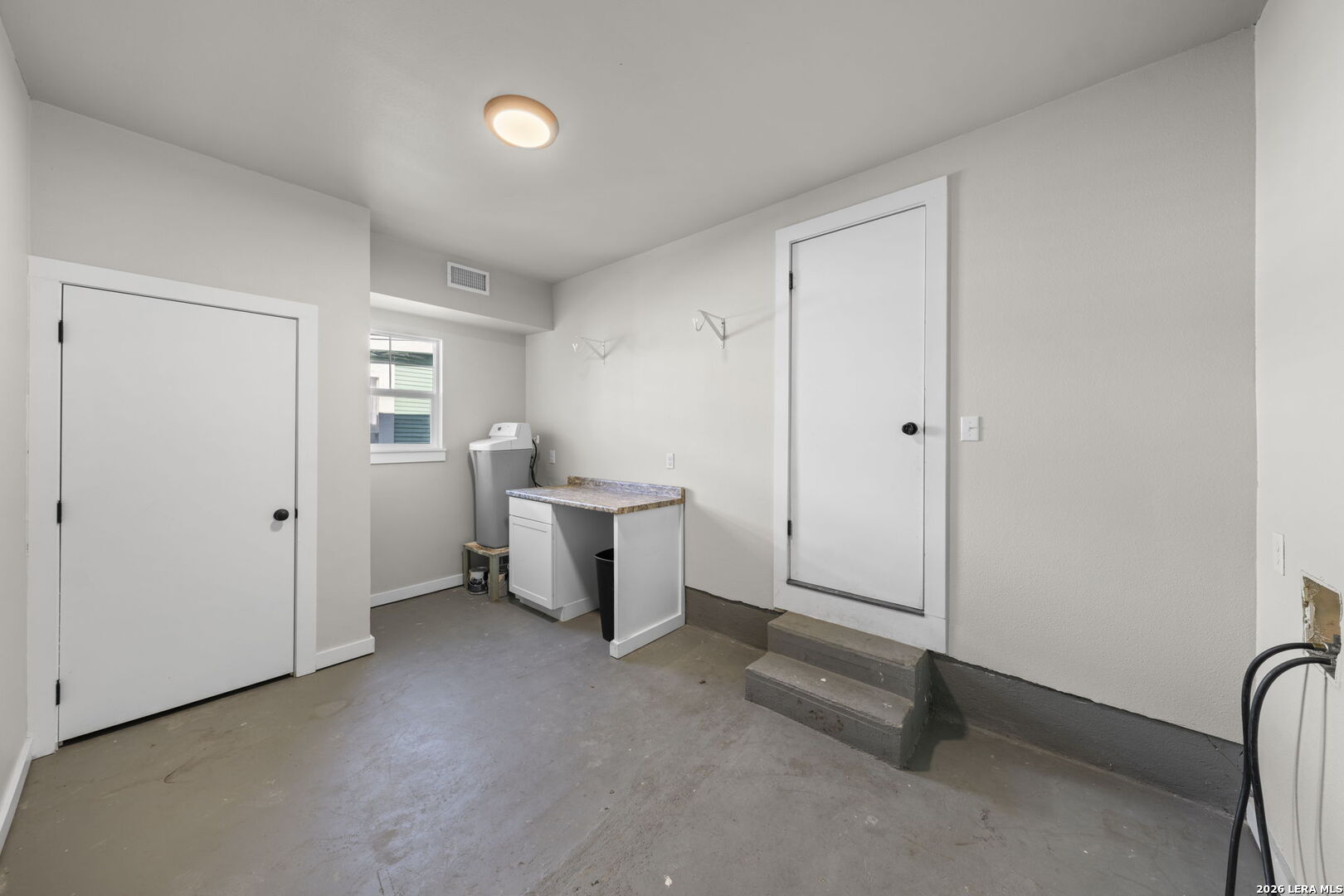 309 W College Street Fredericksburg TX 78624
