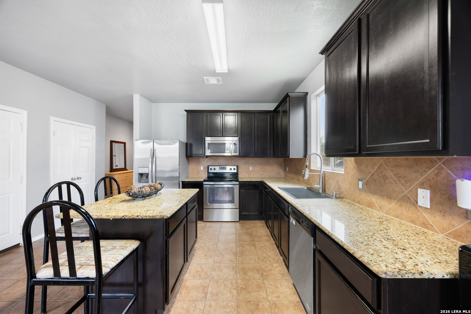 7418 Derby Vista Selma TX 78154