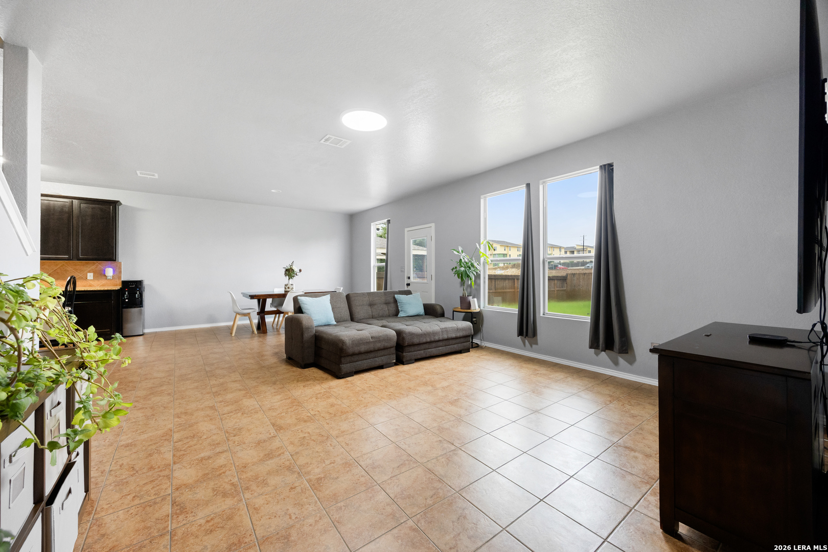 7418 Derby Vista Selma TX 78154