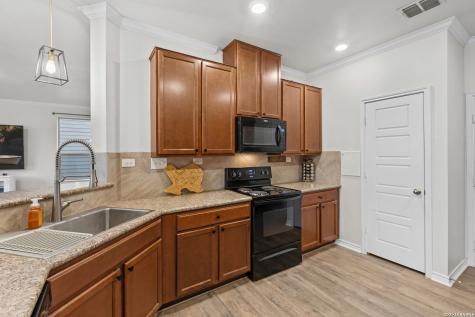 15414 Bucktown San Antonio TX 78253