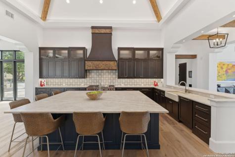 27285 Toutant Beauregard Road Boerne TX 78006