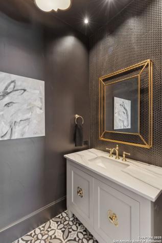 27285 Toutant Beauregard Road Boerne TX 78006