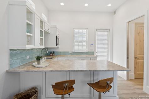 27285 Toutant Beauregard Road Boerne TX 78006