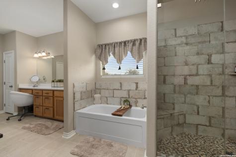 789 Privilege Estates Pipe Creek TX 78063