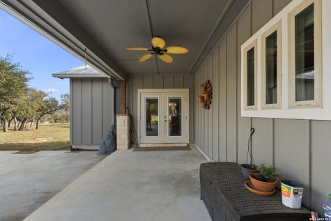 789 Privilege Estates Pipe Creek TX 78063