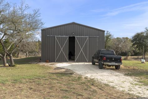 789 Privilege Estates Pipe Creek TX 78063
