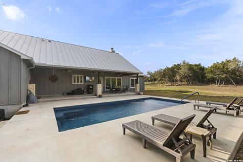 789 Privilege Estates Pipe Creek TX 78063