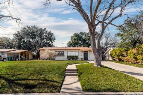 8215 Robin Hill Drive San Antonio TX 78230