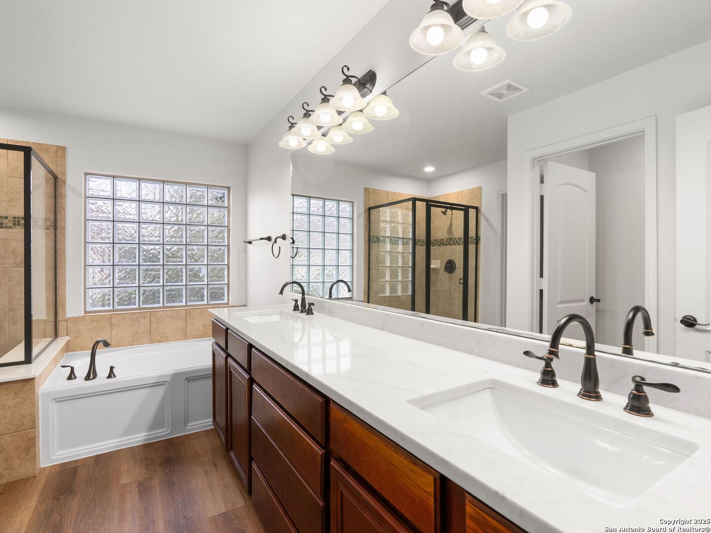 4135 Woodbridge Way San Antonio TX 78257