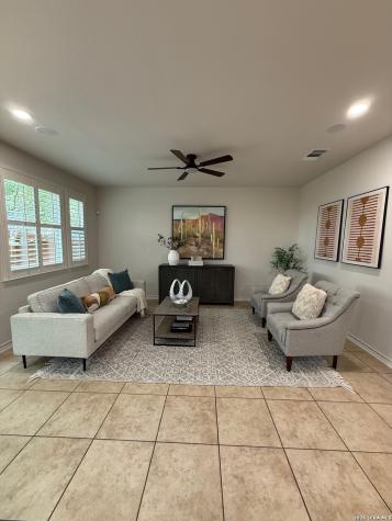 4135 Woodbridge Way San Antonio TX 78257