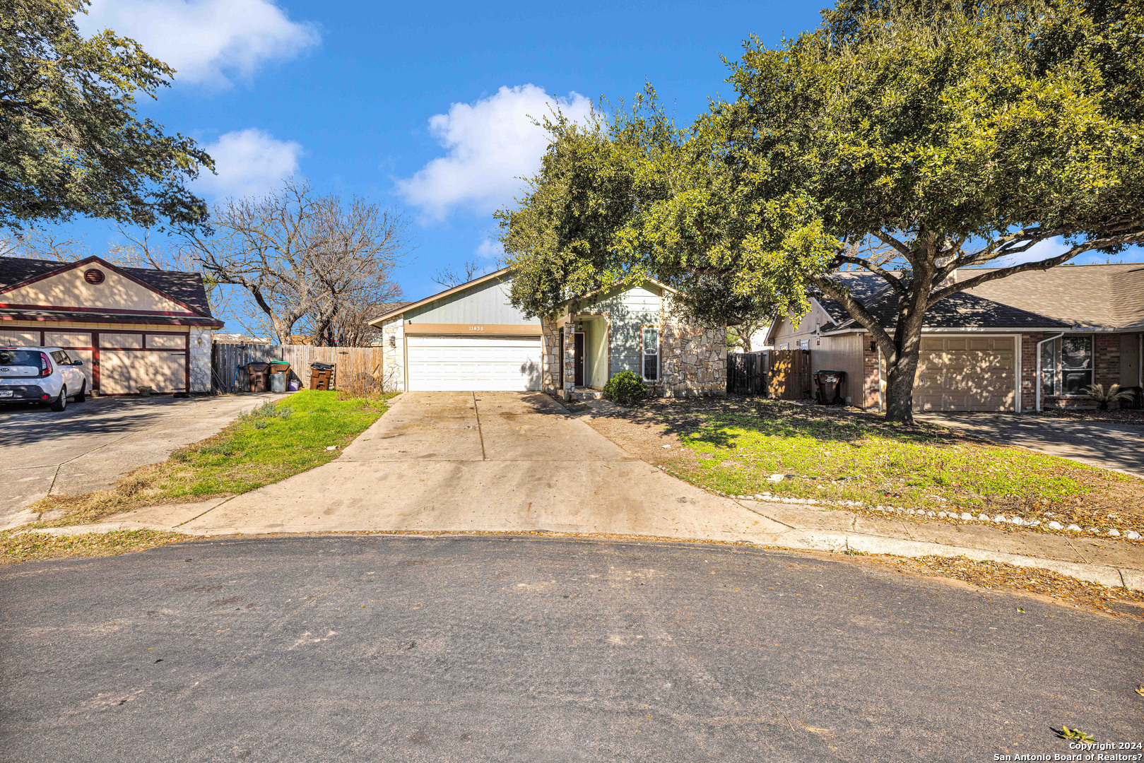11435 Black Fox Drive San Antonio TX 78245