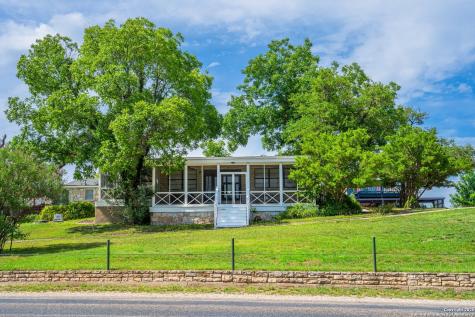 1120 Highway 39 Ingram TX 78025