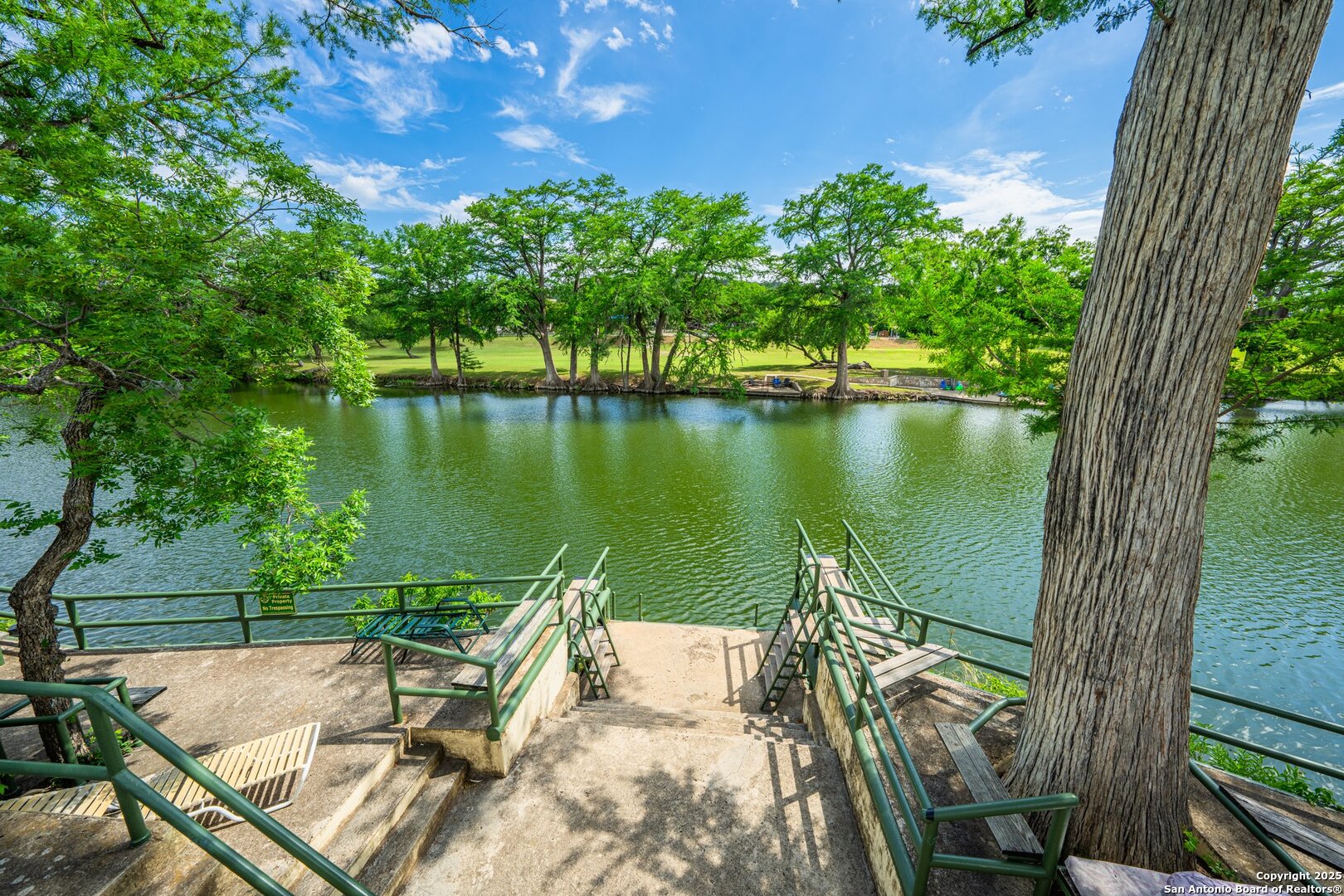 1120 Highway 39 Ingram TX 78025