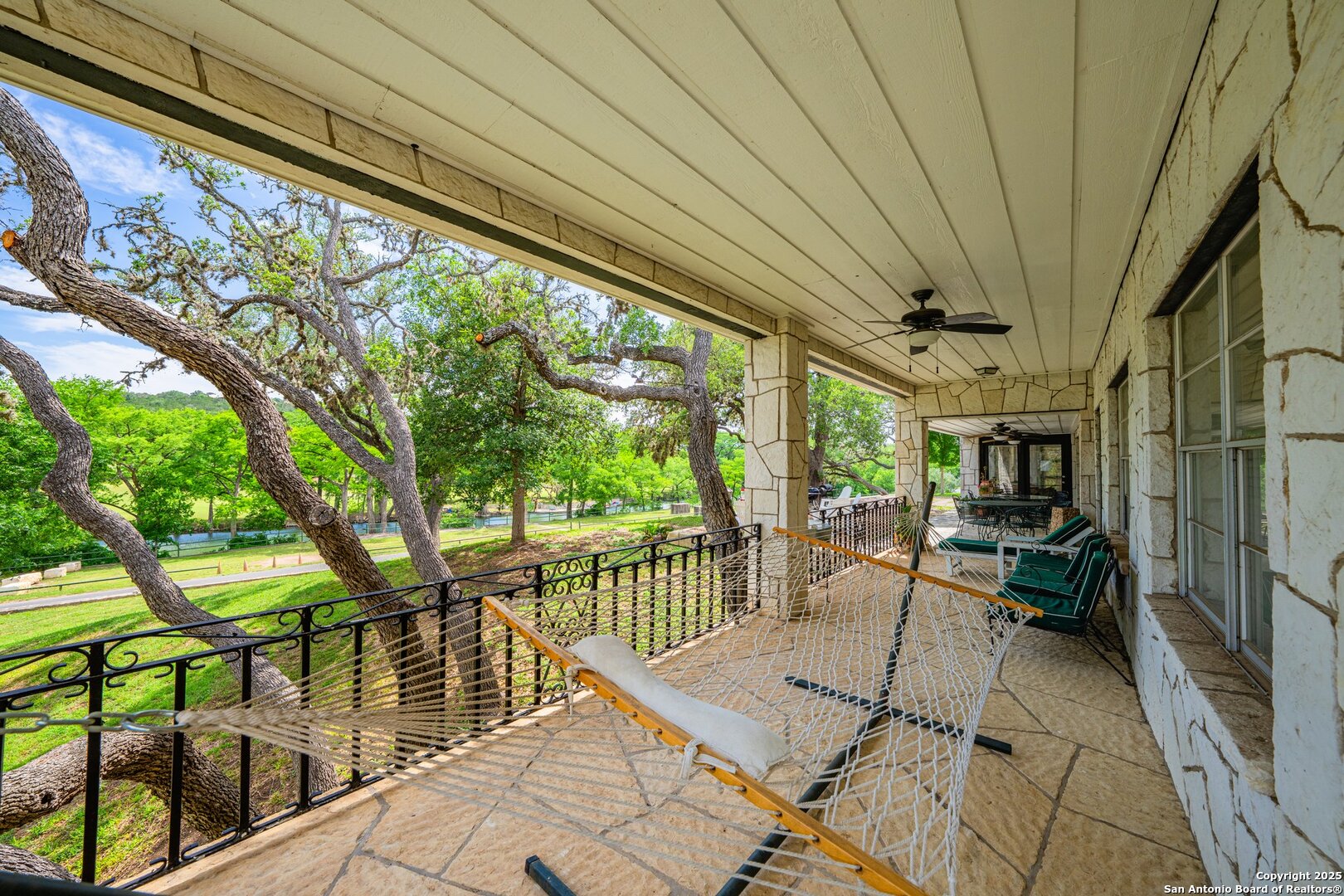 1120 Highway 39 Ingram TX 78025