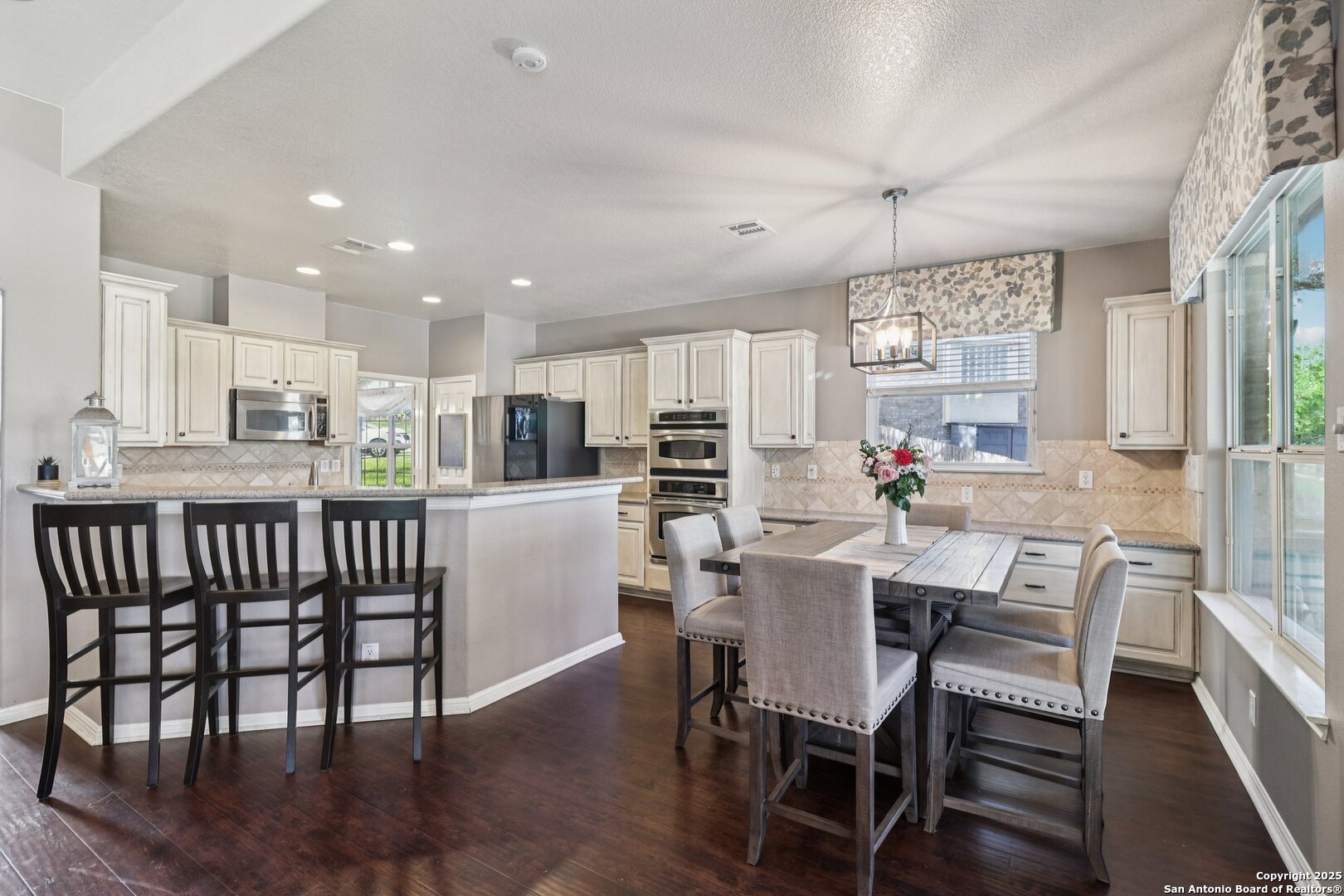 407 Mesa Canyon San Antonio TX 78258