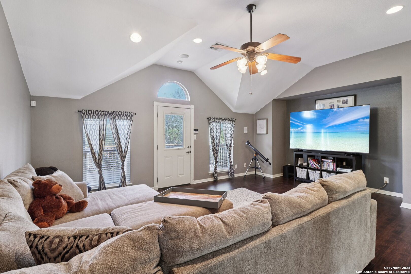 407 Mesa Canyon San Antonio TX 78258