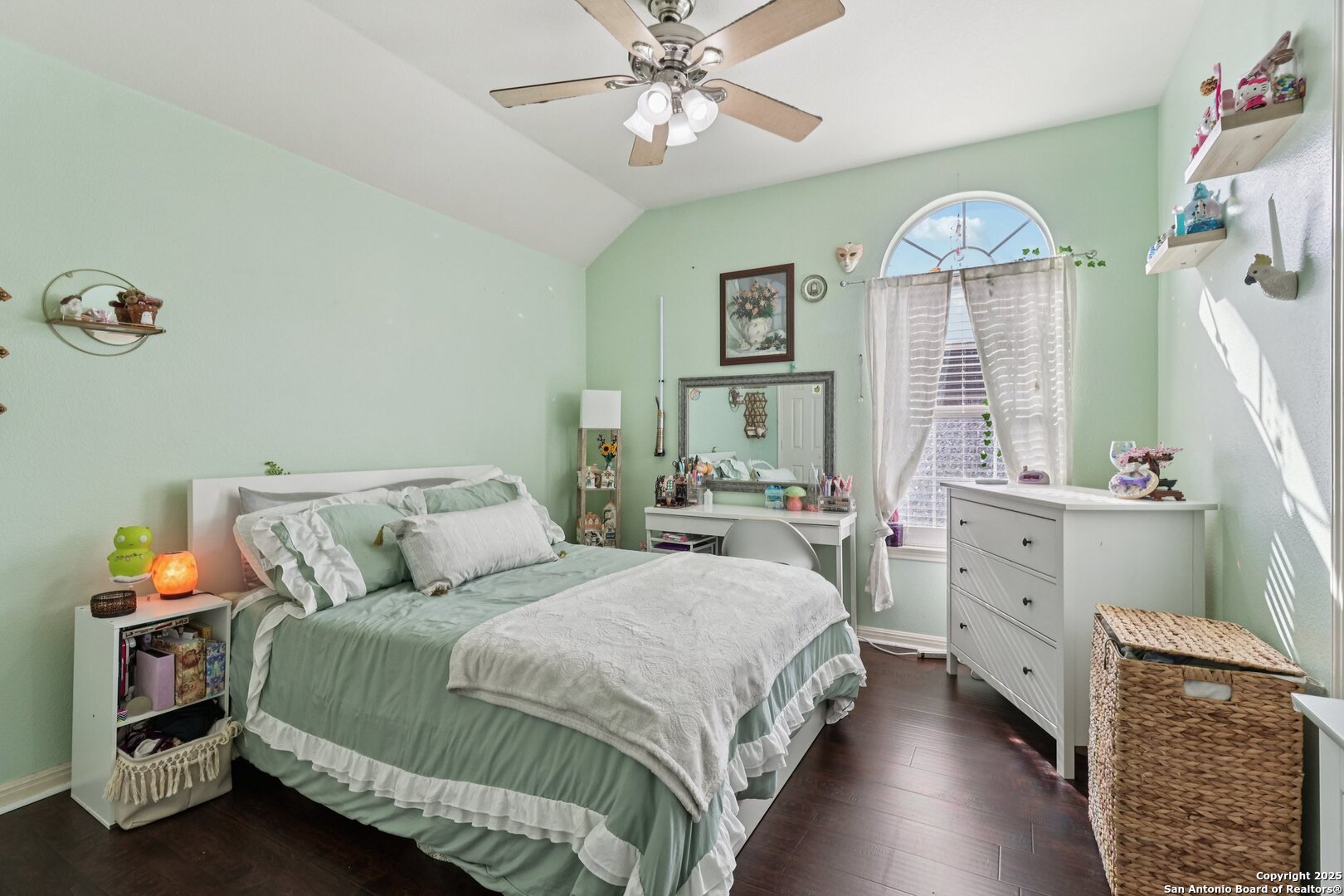 407 Mesa Canyon San Antonio TX 78258
