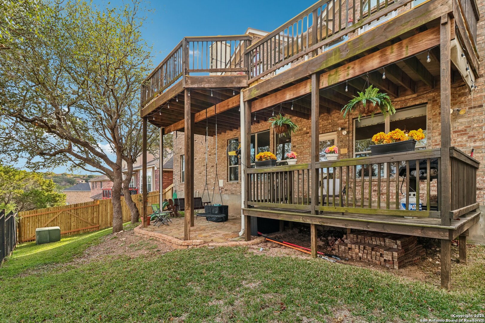 407 Mesa Canyon San Antonio TX 78258