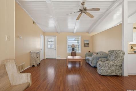 3706 Petry Drive Kirby TX 78219