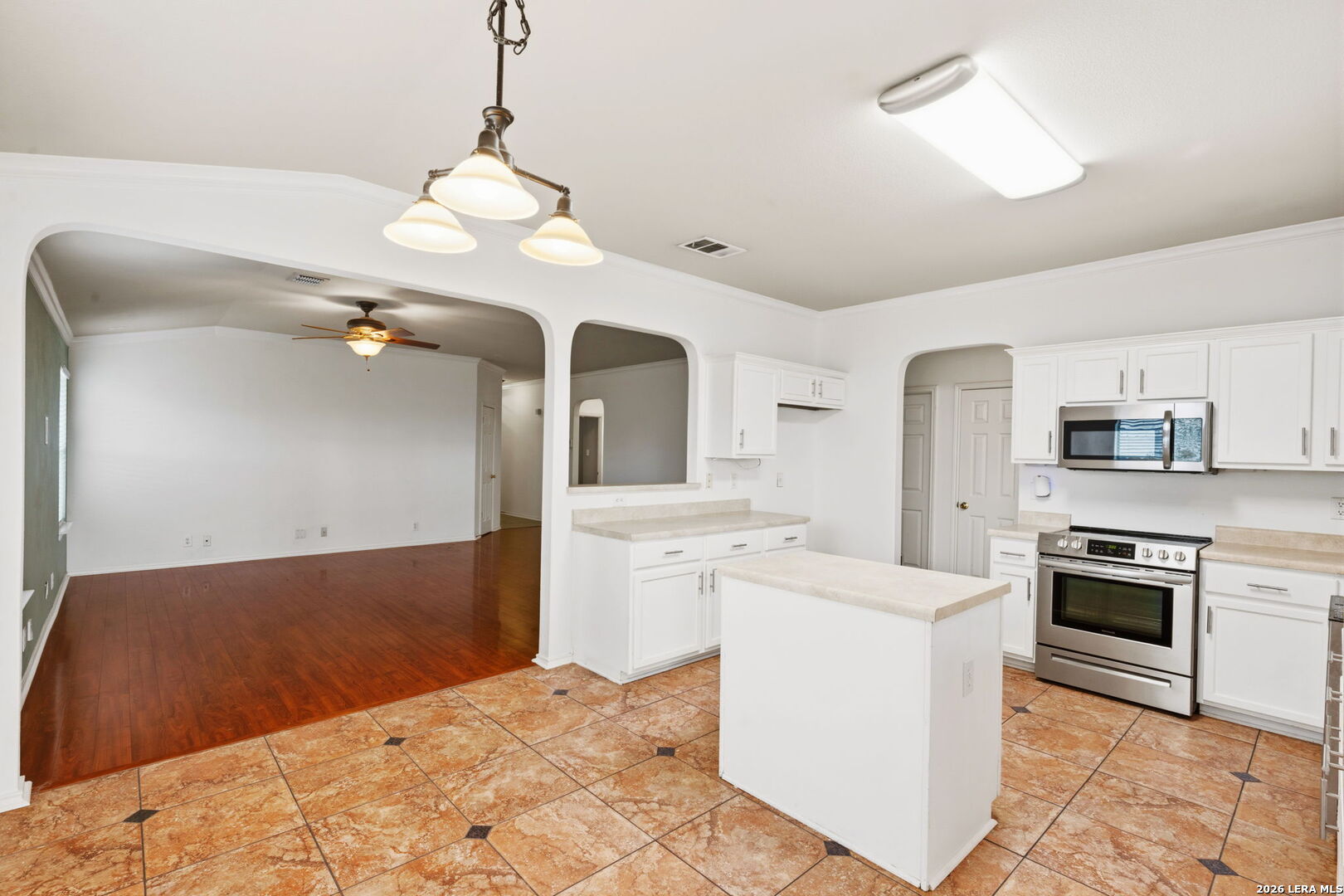 9844 Cactus Valley San Antonio TX 78254