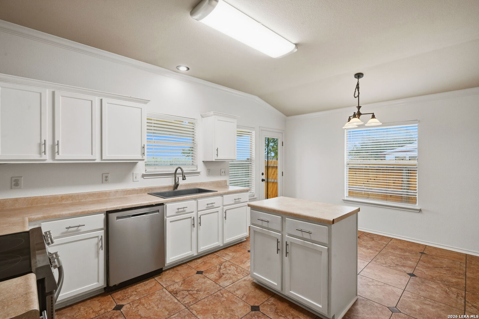 9844 Cactus Valley San Antonio TX 78254