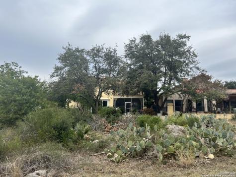 710 S Birdsong San Antonio TX 78258