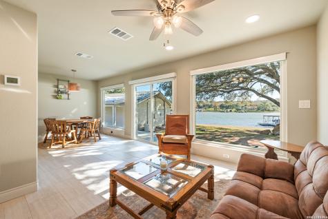 516 Island Lodges Buchanan Dam TX 78609