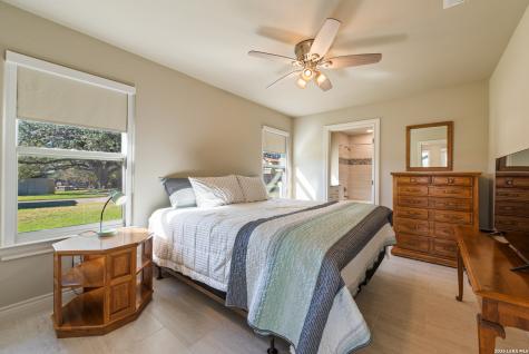 516 Island Lodges Buchanan Dam TX 78609