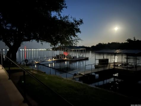 516 Island Lodges Buchanan Dam TX 78609