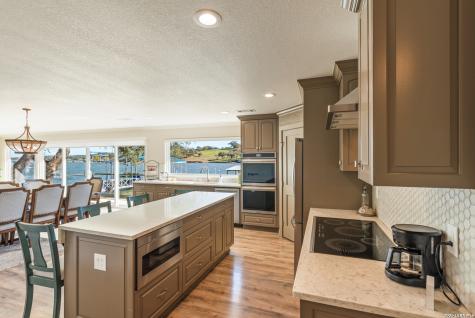 516 Island Lodges Buchanan Dam TX 78609