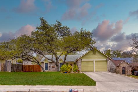9211 Greens Point San Antonio TX 78250