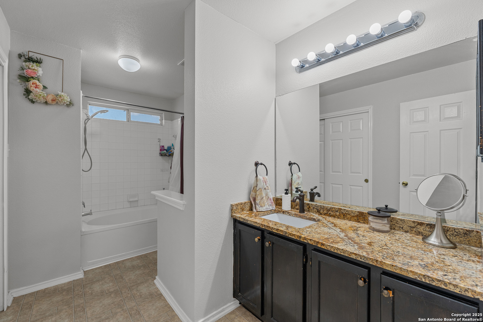 4326 Rogans Harbor San Antonio TX 78244