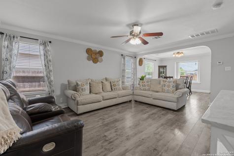 4326 Rogans Harbor San Antonio TX 78244