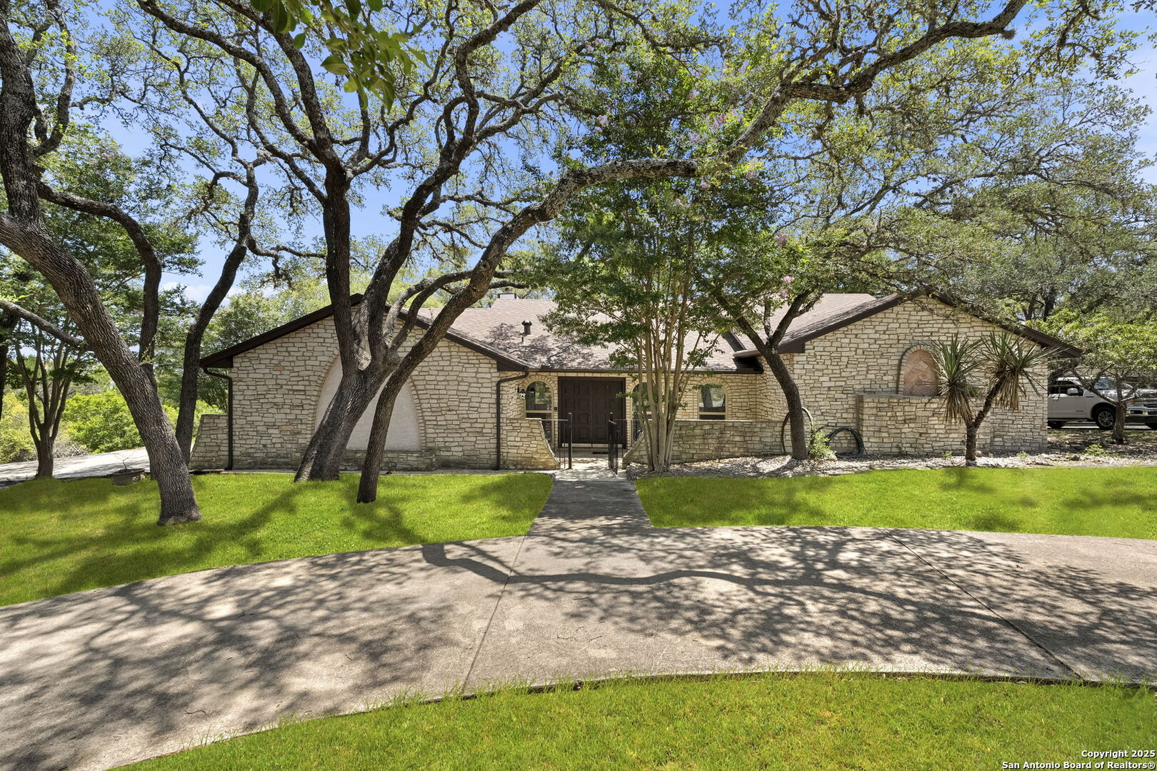 25615 Dull Knife Trail San Antonio TX 78255