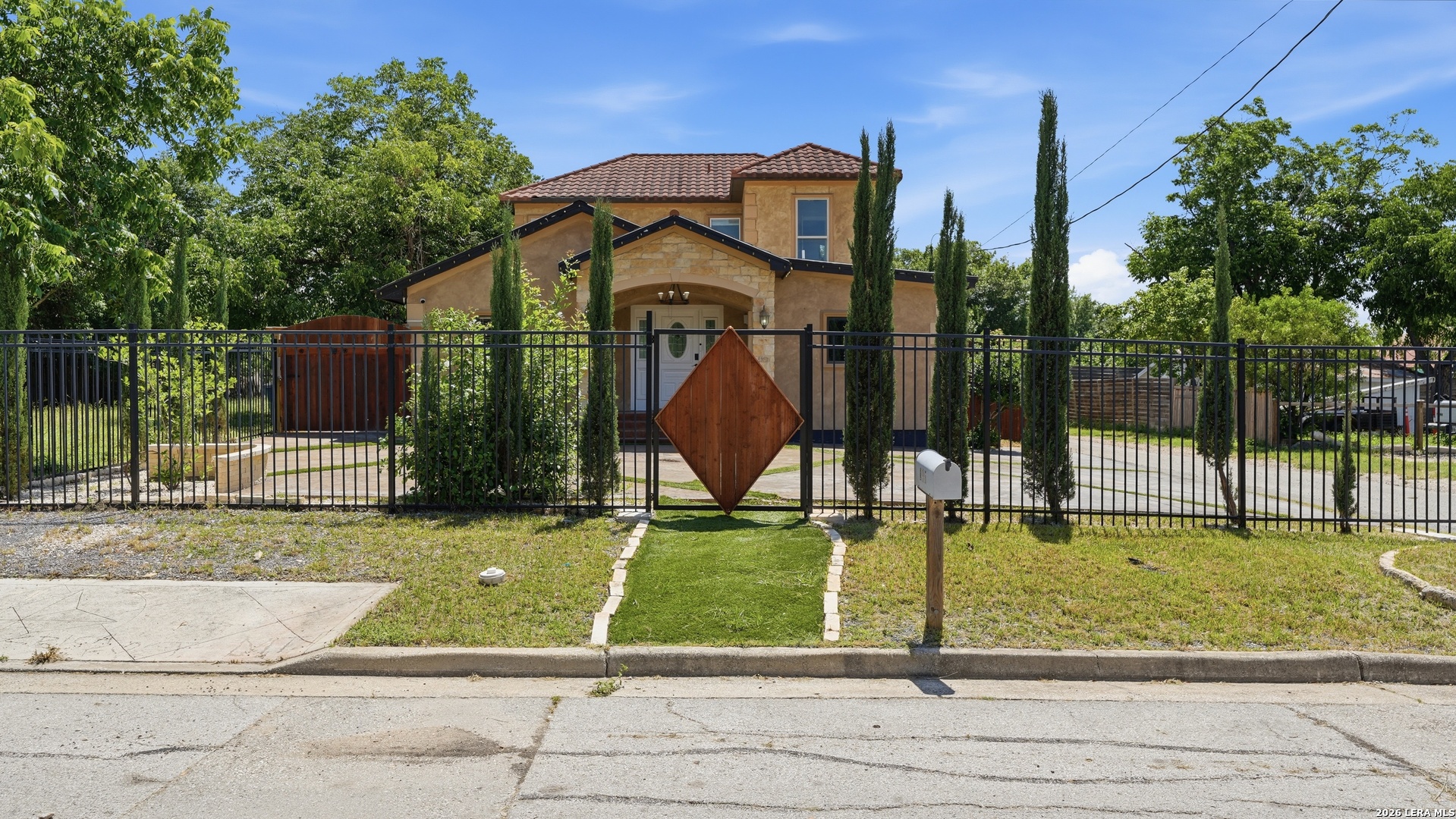 295 N West End Avenue New Braunfels TX 78130