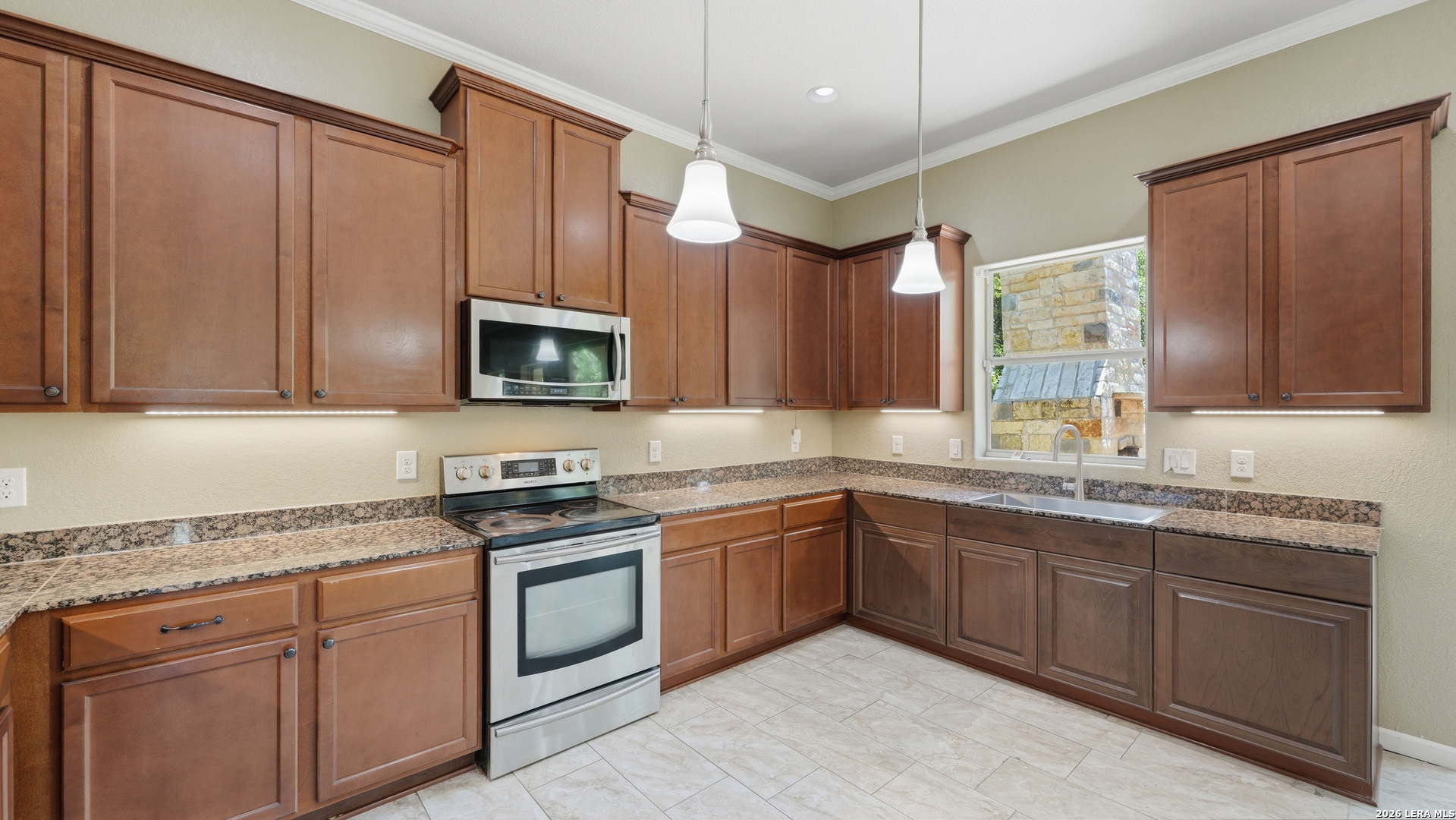 295 N West End Avenue New Braunfels TX 78130
