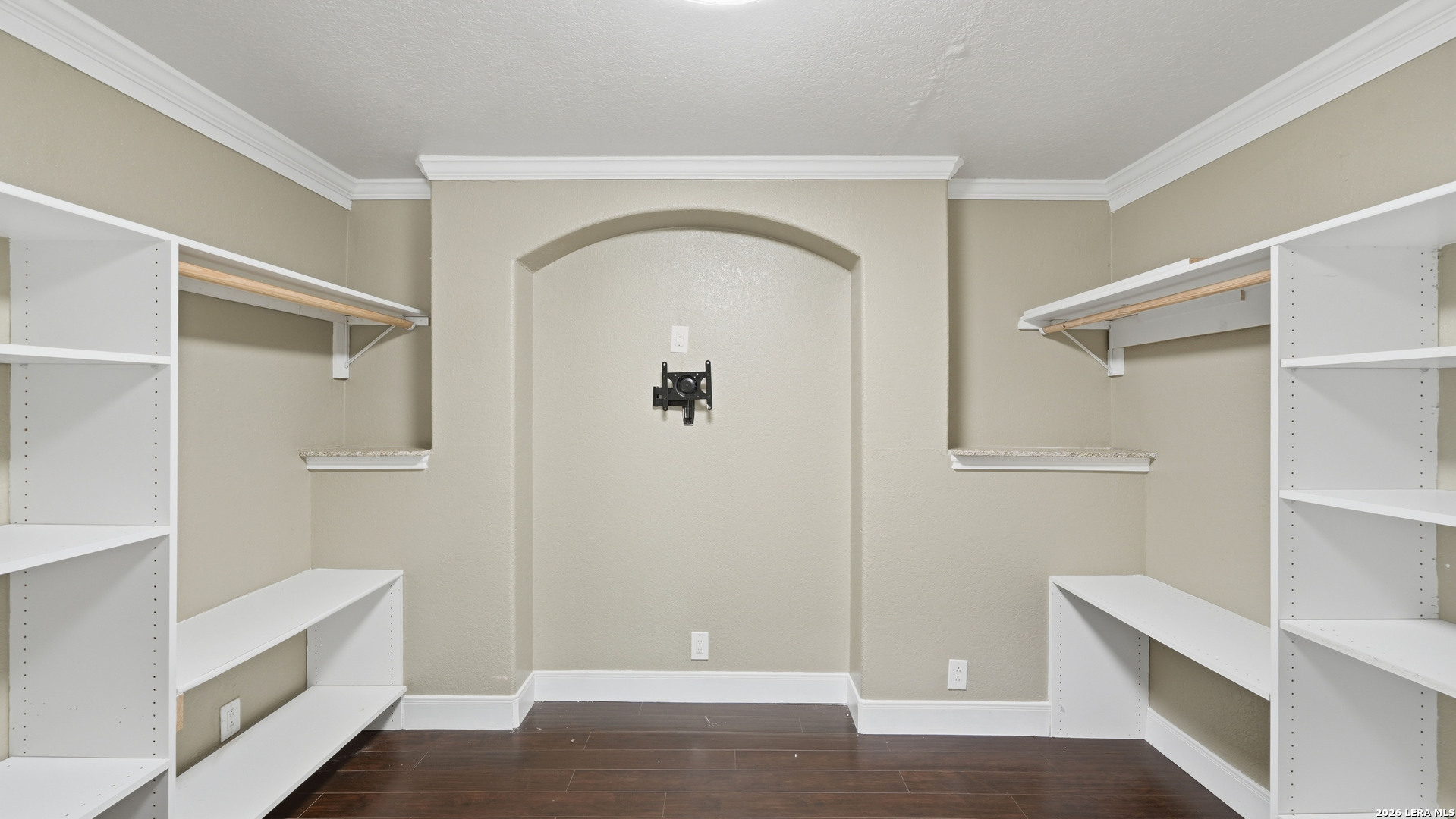 295 N West End Avenue New Braunfels TX 78130